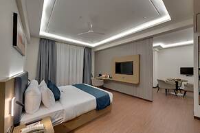 Click Collection Shikrapur