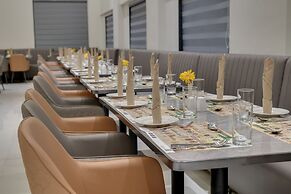 Click Collection Shikrapur