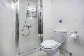 Marathon Beach Apartment With Shared Pool