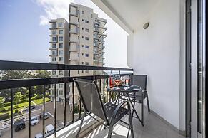 Marathon Beach Apartment With Shared Pool