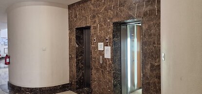 Marathon Beach Apartment With Shared Pool