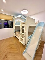 ZHome-Three floors 4 bedrooms