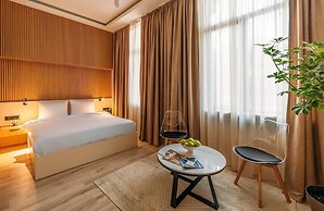 LAHORE TBILISI HOTEL