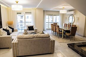 Imperial & Inviting 3bdr Duplex w/ Roof @new Cairo