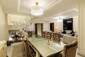 Imperial & Inviting 3bdr Duplex w/ Roof @new Cairo