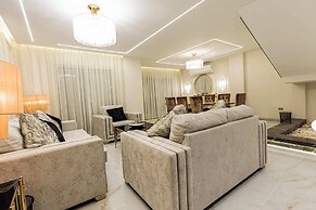 Imperial & Inviting 3bdr Duplex w/ Roof @new Cairo
