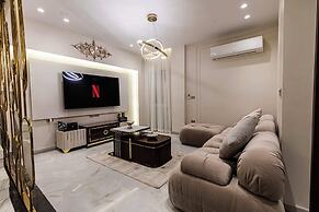 Imperial & Inviting 3bdr Duplex w/ Roof @new Cairo
