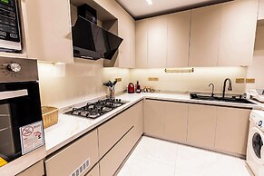 Imperial & Inviting 3bdr Duplex w/ Roof @new Cairo