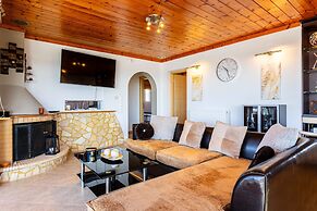 Filiatra Prive Escape - Seaview Nature Serenity