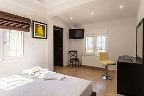 Filiatra Prive Escape - Seaview Nature Serenity