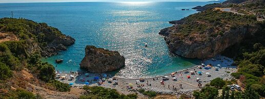 Stara Stone House Tranquil Garden Dazzling View