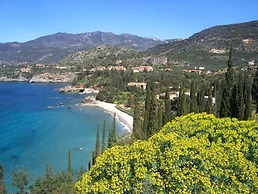 Stara Stone House Tranquil Garden Dazzling View