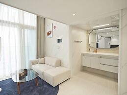 UH FLAT SIGNATURE GANGNAM