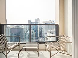 UH FLAT SIGNATURE GANGNAM