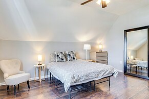 4 Mi to Dtwn Indianapolis: Updated Home w/ Yard!