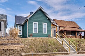 4 Mi to Dtwn Indianapolis: Updated Home w/ Yard!