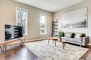 4 Mi to Dtwn Indianapolis: Updated Home w/ Yard!