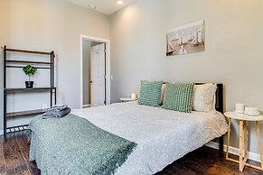 4 Mi to Dtwn Indianapolis: Updated Home w/ Yard!