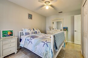 Private Pool & Spa: Airy Gem w/ Yard in Cape Coral