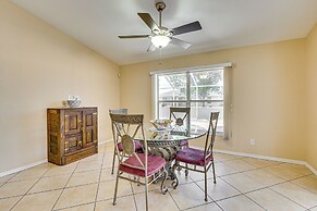 Private Pool & Spa: Airy Gem w/ Yard in Cape Coral