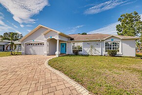 Private Pool & Spa: Airy Gem w/ Yard in Cape Coral