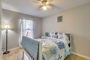 Private Pool & Spa: Airy Gem w/ Yard in Cape Coral