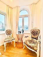 Spacious 3BR Near Kaufpark Alterlaa