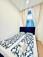 Spacious 3BR Near Kaufpark Alterlaa