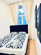 Spacious 3BR Near Kaufpark Alterlaa
