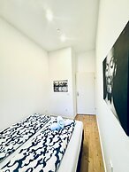 Spacious 3BR Near Kaufpark Alterlaa