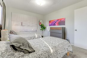 Walk to Conveniences: Tempe Condo w/ Pool!