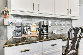 Patio, Deck & Grill: Charlotte Area Group Getaway!