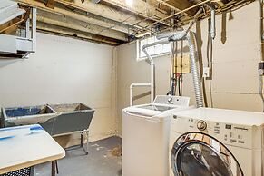 2 Mi to UD: Pet-friendly Home w/ Fenced Yard!