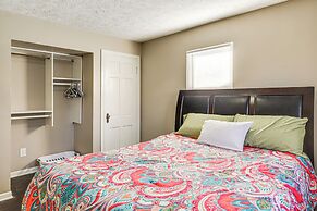 2 Mi to UD: Pet-friendly Home w/ Fenced Yard!