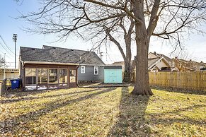 2 Mi to UD: Pet-friendly Home w/ Fenced Yard!
