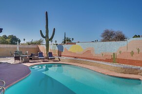 5 Mi to Saguaro National Park: Desert Gem w/ Pool!