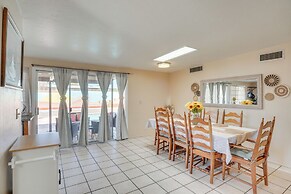 5 Mi to Saguaro National Park: Desert Gem w/ Pool!