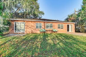 Serene Lake Views: Winter Haven Home