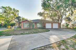 Serene Lake Views: Winter Haven Home