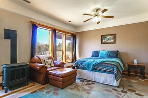 Mtn-view Getaway w/ On-site Trails in Fairplay!