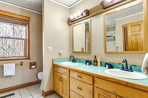 Mtn-view Getaway w/ On-site Trails in Fairplay!