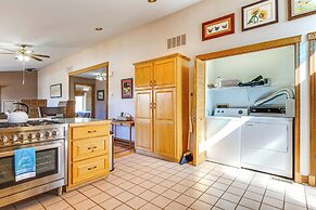 Mtn-view Getaway w/ On-site Trails in Fairplay!