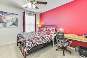 9 Mi to Old Salem: Spacious Family Home w/ Yard!