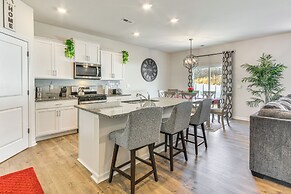 9 Mi to Old Salem: Spacious Family Home w/ Yard!