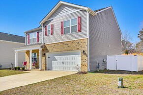 9 Mi to Old Salem: Spacious Family Home w/ Yard!