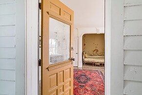 Walkable Main Street Location: Spring Grove Apt