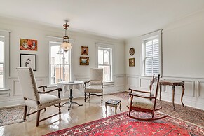 Walkable Main Street Location: Spring Grove Apt