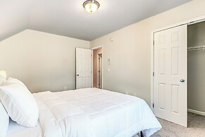 Fire Pit + Pool Access: Quiet Holly Springs Home