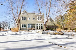 Private Beach + Deck: Serene Lake Michigan Retreat
