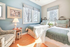 Private Beach + Deck: Serene Lake Michigan Retreat